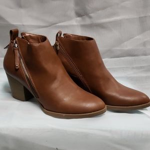 Women's boots